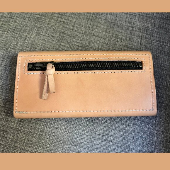 Pre-loved Go Forth Goods Marie wallet in natural veg tan - Picture 6 of 6